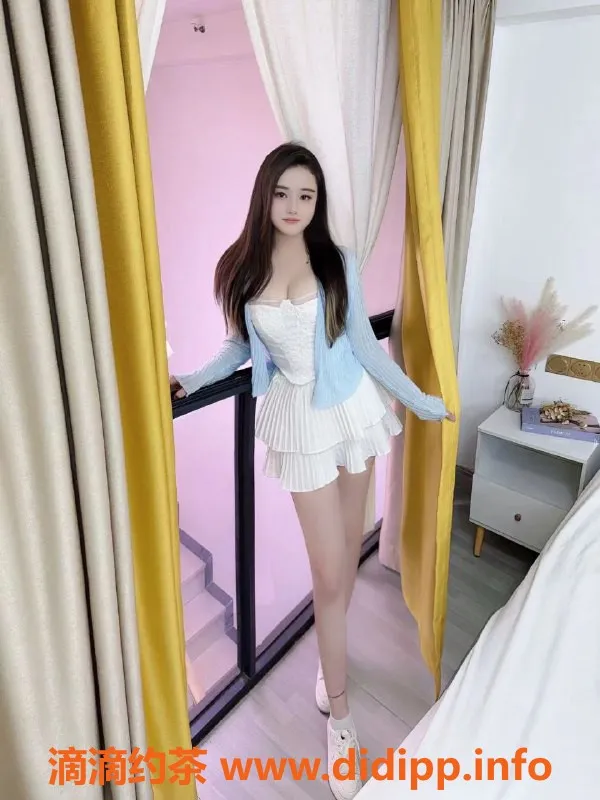 杭州楼凤-余杭区小绵羊，168cm大胸D，纯天然陪浴体验