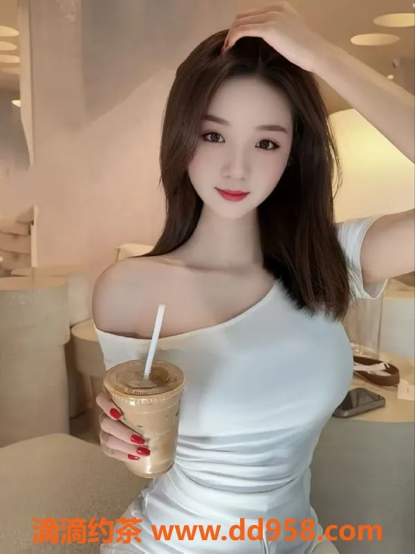 中山楼凤-中山小榄两位美女，350元快餐等你来享受！