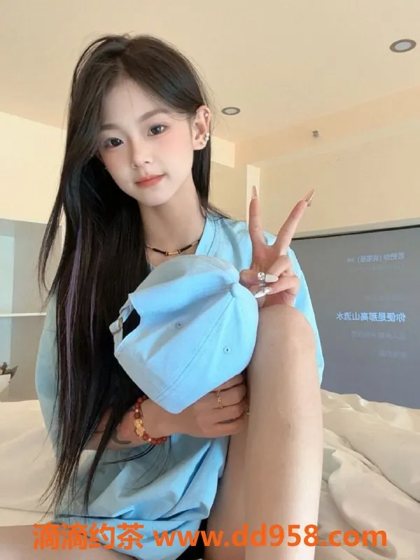 常州楼凤资源信息,武进小玉，18岁嫩妹，1000元起体验陪浴服务