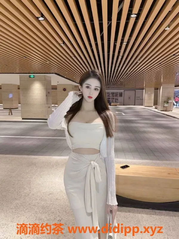 北京spa会所-朝阳高尔夫女神 24岁172cm180C 性感撩人