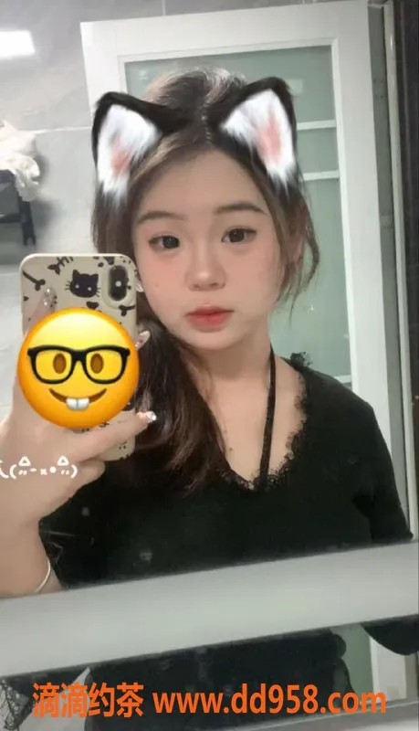 中山楼凤-东区18岁糖糖，C+胸围，服务500起