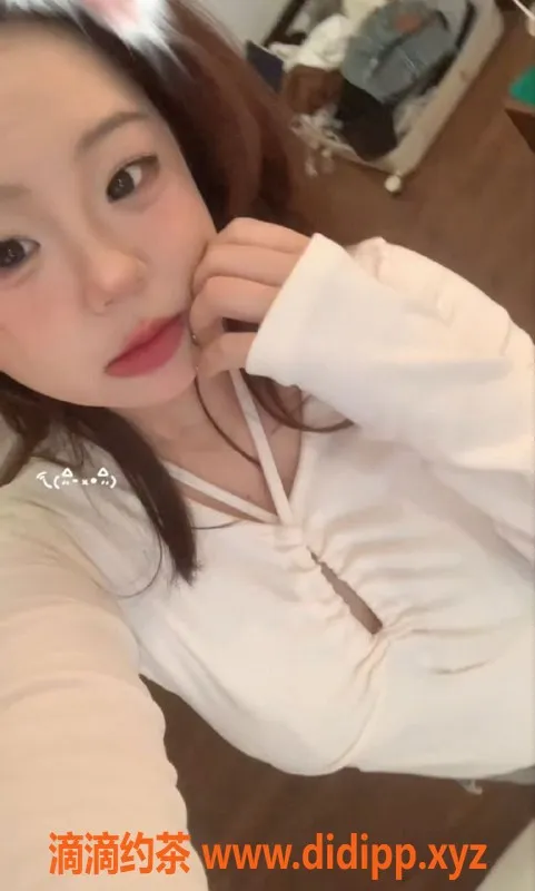 中山楼凤资源信息,东区18岁糖糖，C+胸围，服务500起