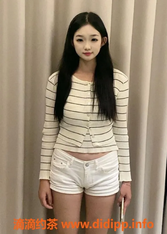 惠州楼凤-惠阳嫩妞儿，18岁，轻盈45kg，600元体验