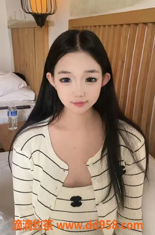 惠州楼凤-惠阳嫩妞儿，18岁，轻盈45kg，600元体验