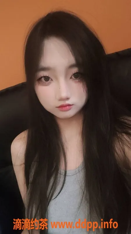 成都楼凤-成华区19岁湖南妹子，身高165，微胖妹子力荐