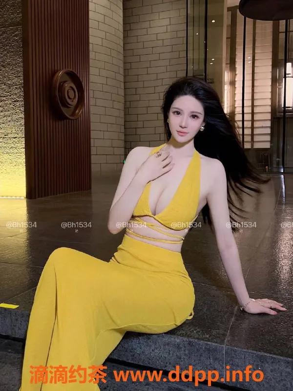 广州楼凤-天河简，体重轻盈价格3000，舌吻服务体验好