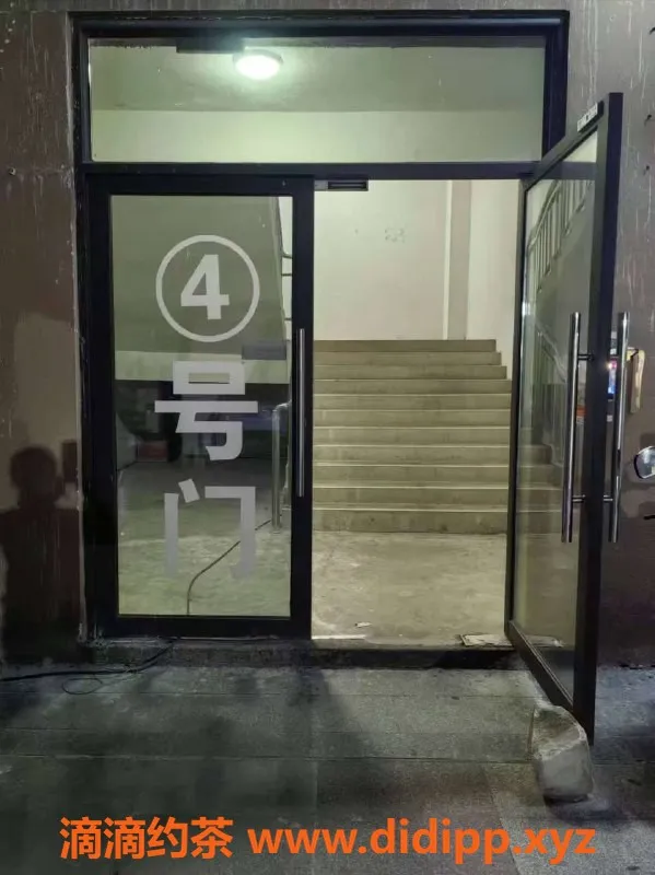 中山楼凤资源信息,中山东区小榄优质服务，300快餐尽享乐趣