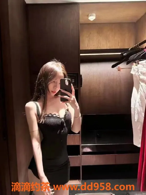 中山楼凤-中山南头，双人快餐300元，洗吹做400元