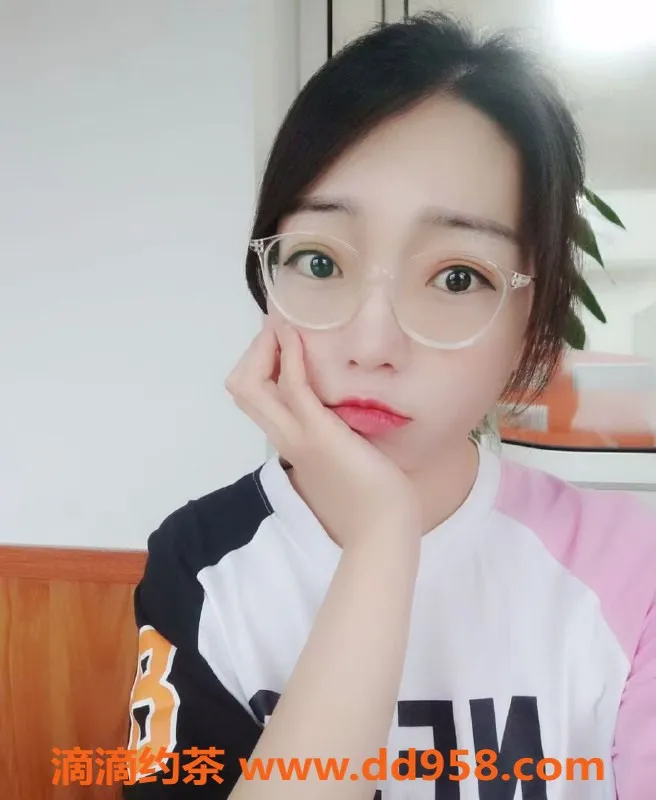 中山楼凤-江门江海3位嫩妹，快餐300元洗吹400元