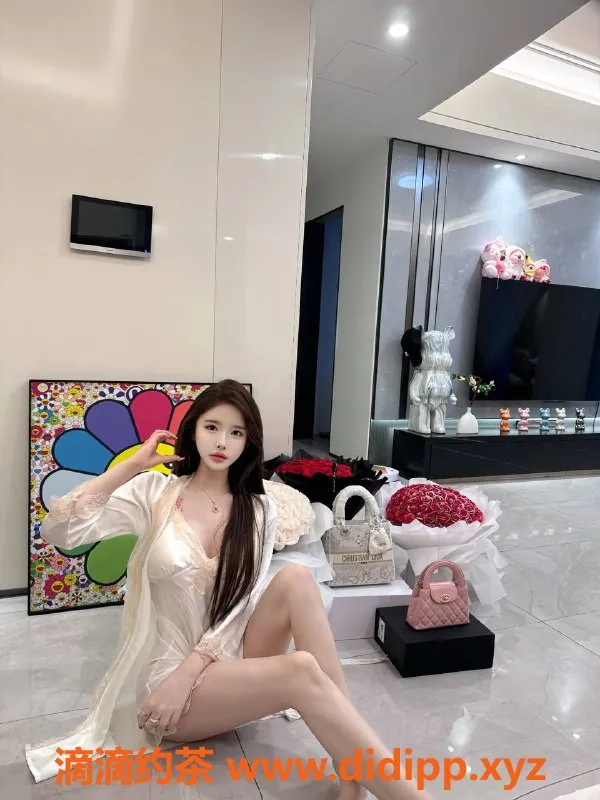 深圳楼凤-龙华美羊，2000元/次，性价比超高