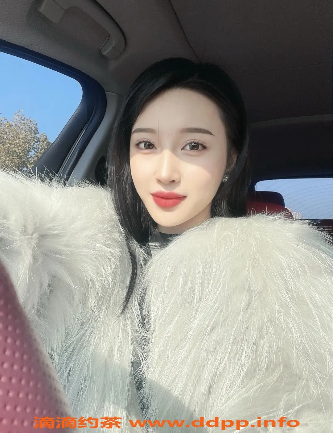 青岛楼凤-06嫩妹海选三通SM场