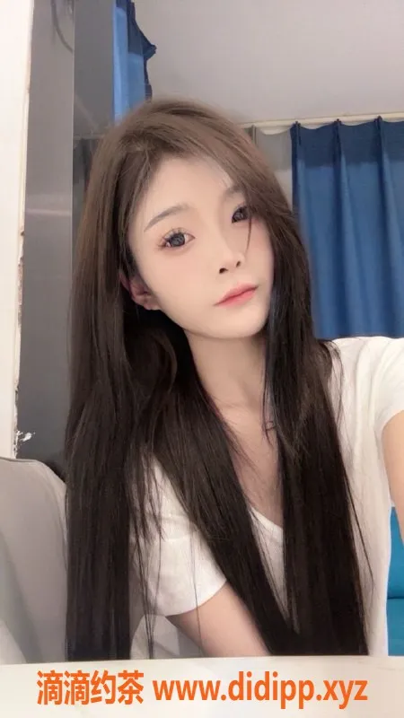 常州楼凤-新北舞蹈生，166cm，95斤，B+胸围，陪浴服务