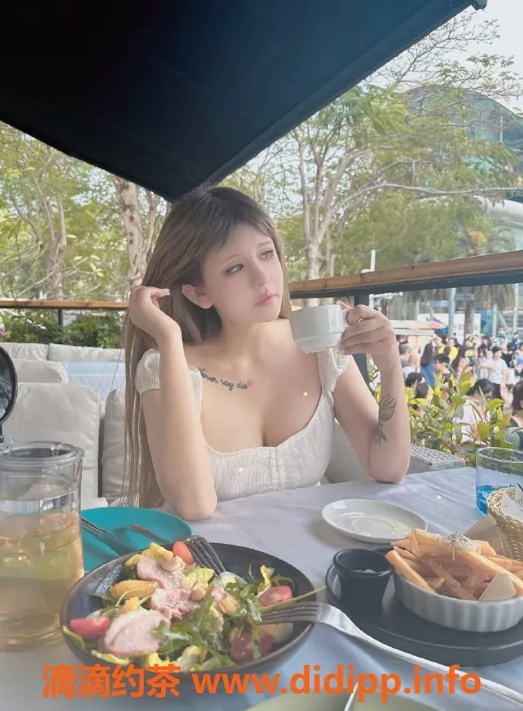 深圳楼凤资源信息,南山桃子💕160cm卡戴珊身材，超值体验