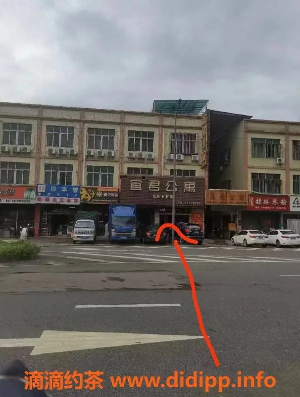 中山楼凤资源信息,古镇高颜值女生，350快餐，450洗吹