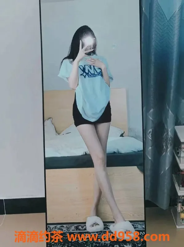 兰州上门服务-西部文理学生，22岁，大长腿，收费900