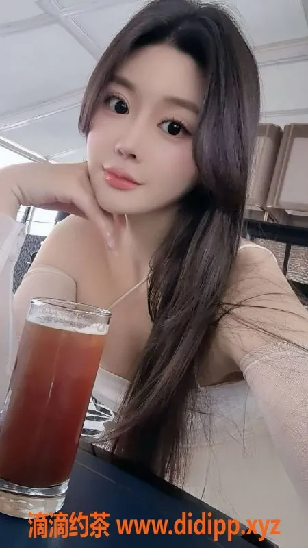 南通楼凤资源信息,南通小宝贝23岁，身高166，体重106斤，优质服务