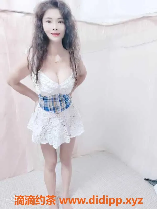 广州楼凤-白云少妇鑫鑫 31岁 158cm 48kg 丰盈34D 价格实惠