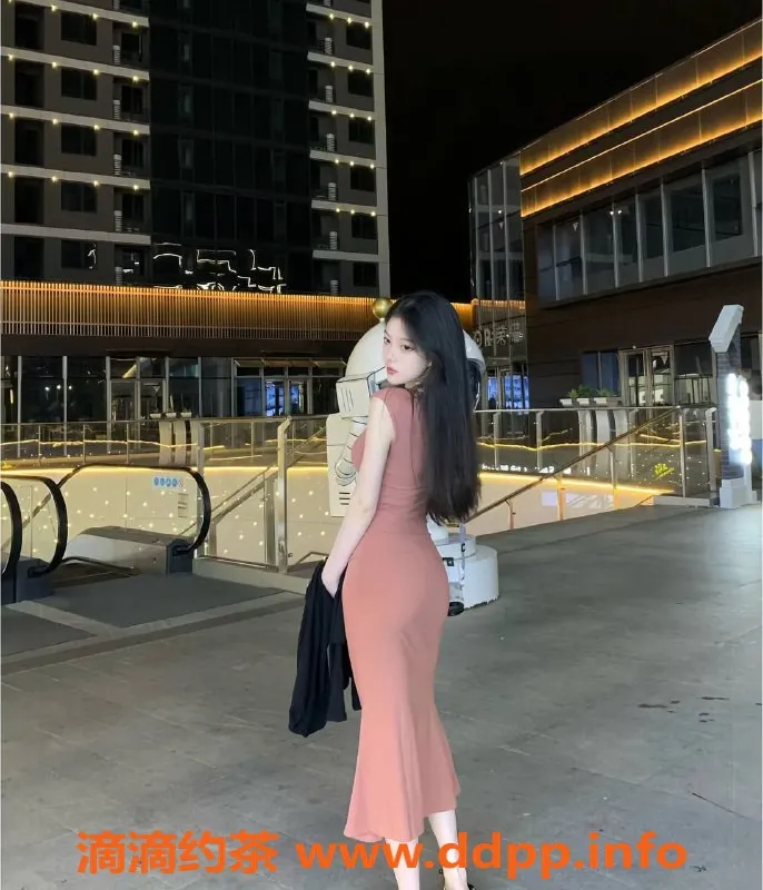 杭州上门服务-滨江鼓鼓课表，22岁，167cm，53kg，服务多样