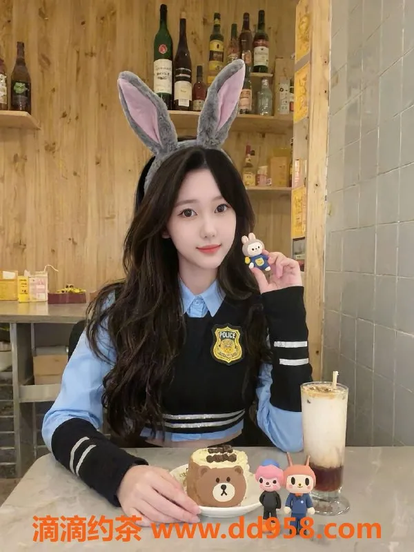 南通楼凤-南通乐乐：171cm全能型选手，风格百变！