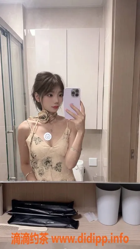 东莞楼凤-奶糖19岁，168cm，94斤，超值服务等你来体验！