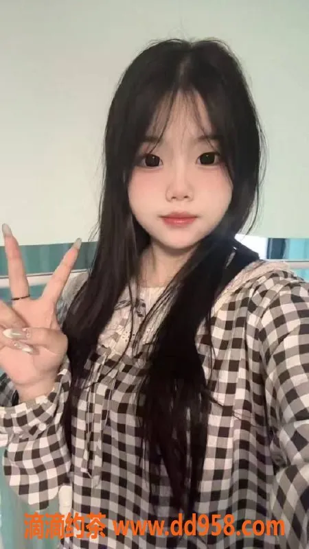 中山楼凤-中山东升嫩妹上门服务，350快餐460洗吹