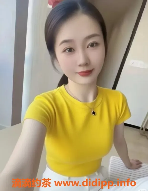 广州楼凤-黄埔御姐惠子，161cm，24岁，36C，600元一次