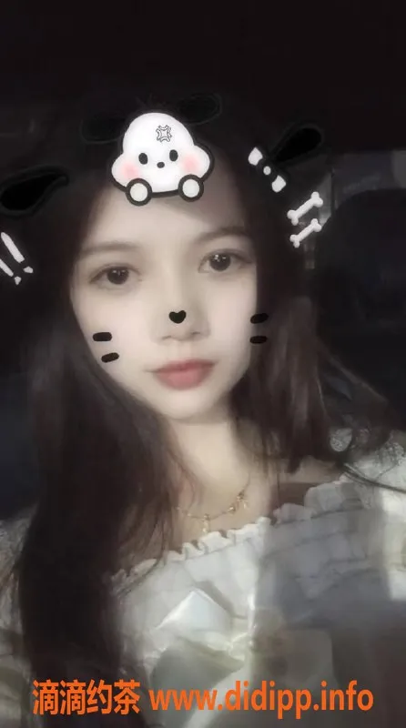 湛江楼凤-广东湛江月白，164cm身高，46kg少女，服务超赞