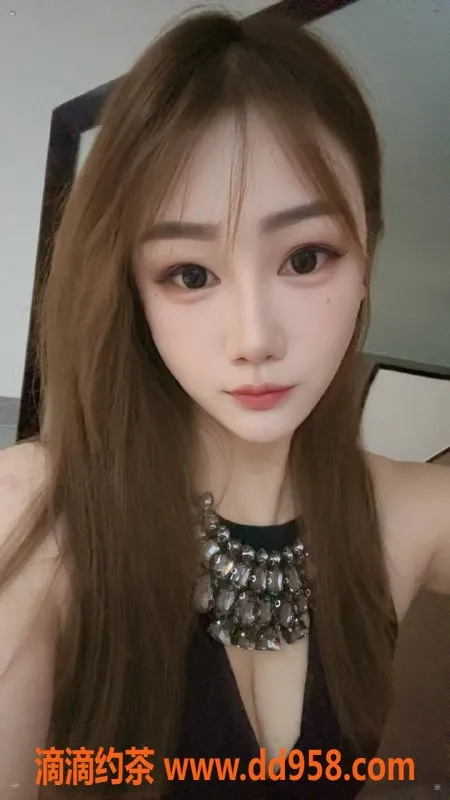 扬州楼凤-扬州高挑美艳依依，25岁真胸C，服务超温柔