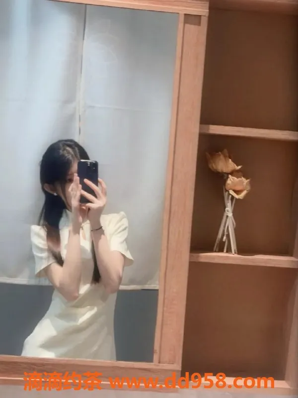 无锡楼凤-新吴区冷艳御姐溪溪，700元体验魅力服务