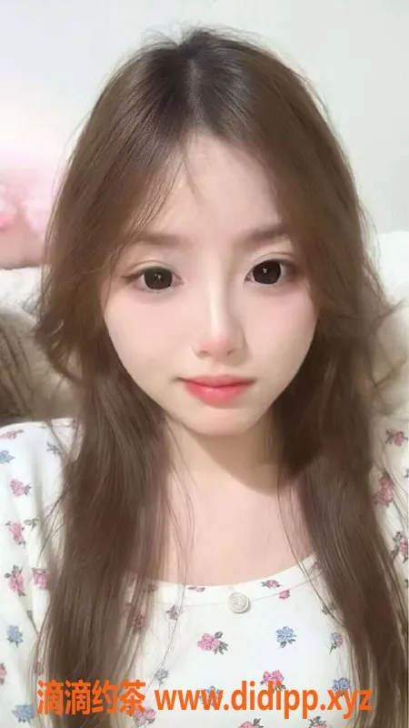 北京楼凤-丰台成寿寺燕子，20岁165cm身材出众