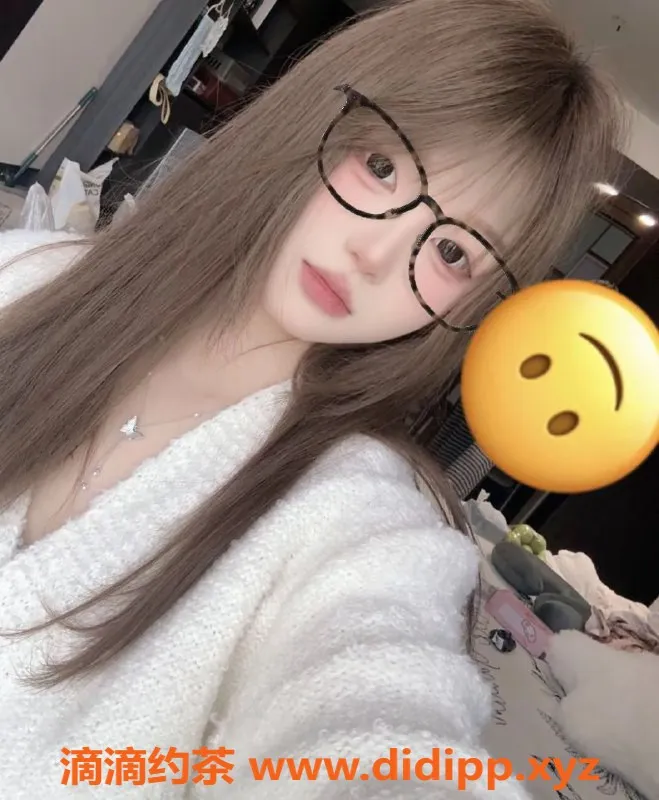 广州楼凤资源信息,天河小小恩，课费600p，服务热情