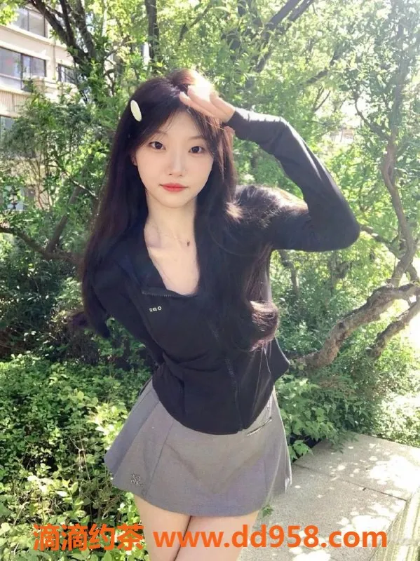 中山楼凤-石岐小琪，18岁，胸围B，服务超赞