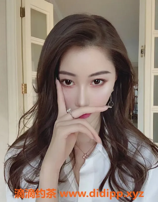 深圳楼凤-福田梓涵，身高168，胸围D，体验服务满意点评