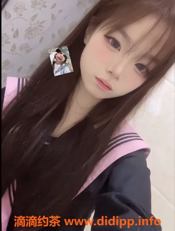 成都楼凤资源信息,成都小依15岁匀称妹子，800元首次体验