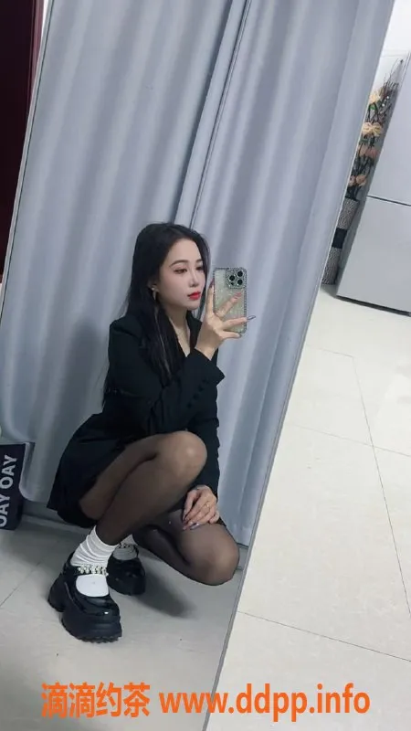 惠州楼凤-惠阳淡水桃花，22岁洗吹做服务，500元