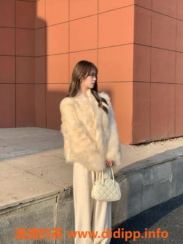 无锡楼凤资源信息,惠山区高颜值嫩菜苏洛洛，服务超赞！