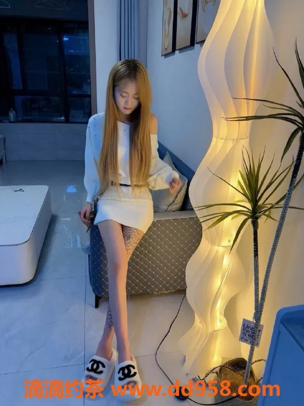 常州楼凤资源信息,武进高挑女学妹，172cm陪浴服务仅需600元