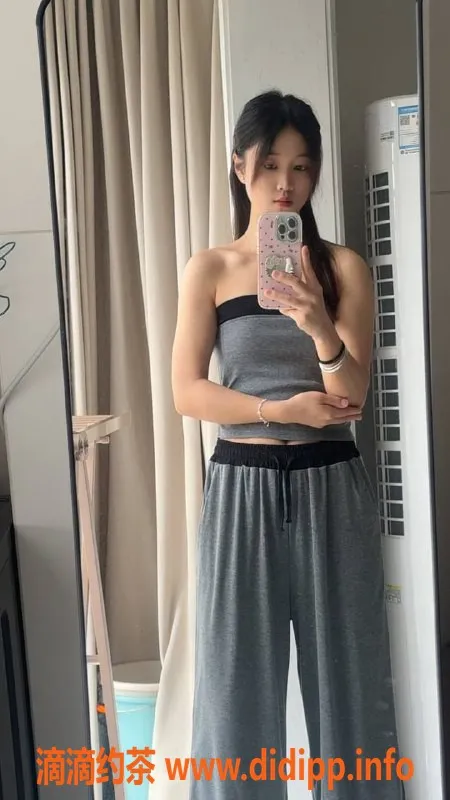 东莞楼凤资源信息,南城麦兜，身材惹火的“小汤唯”