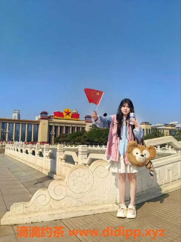 南昌楼凤-西湖小蛋糕22岁诱惑女神，身高163cm，服务多样