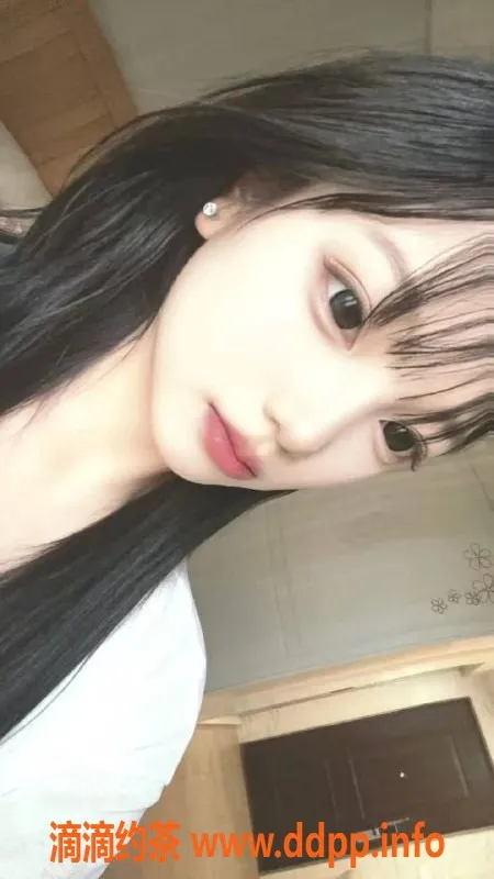 东莞楼凤资源信息,东城小白，纯天然白虎，700元起服务！