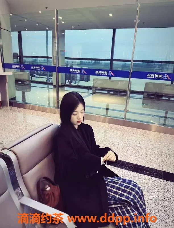 南通楼凤资源信息,南通然然：18岁 166cm 80B 深喉丝袜服务