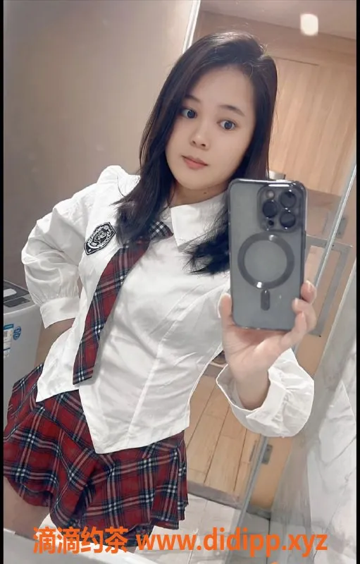 中山楼凤-沙溪小曦，36C胸围，550元起服务