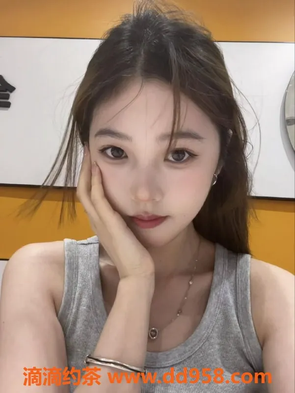 深圳楼凤资源信息,深圳嫩妹娜娜，清纯口技高超，600元全套