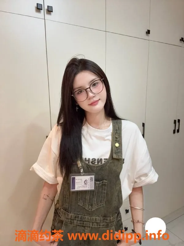 绍兴楼凤-越城区美式性感模特，170高，34C胸围，超值服务