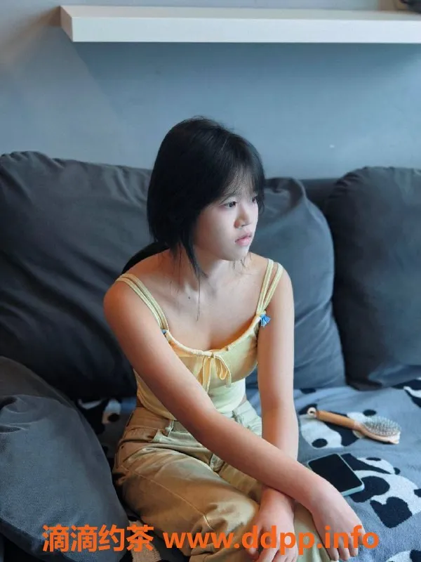 成都楼凤资源信息,成华区18岁妹妹，身高162,体重90斤，口活极佳