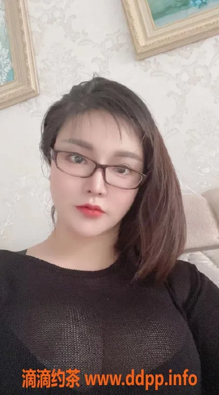 深圳楼凤-深圳罗湖大胸熟女 1200元起服务