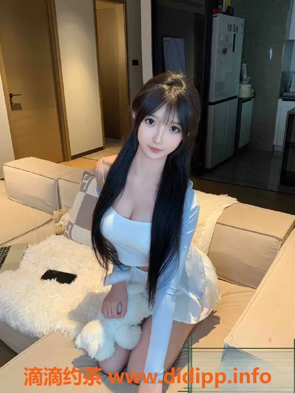 无锡楼凤-新区05学妹，胸推臀推，超刺激体验