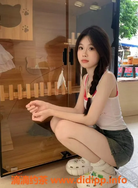 无锡楼凤-滨湖极品嫩妹 腰细腿长 69口爆服务