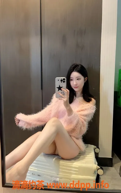 无锡楼凤-新区大学生娇小可爱，双飞服务，身心放松