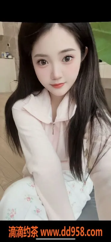 无锡楼凤-梁溪嫩妹少女，粉皮肤紧致，69按摩服务